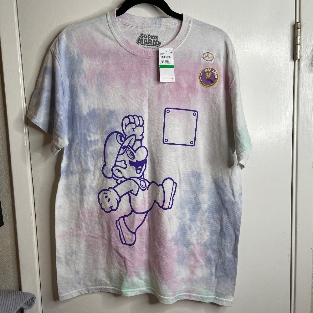 Nintendo Super Mario Mens Short Sleeve Graphic Tee UV Activated Med Large 2XL